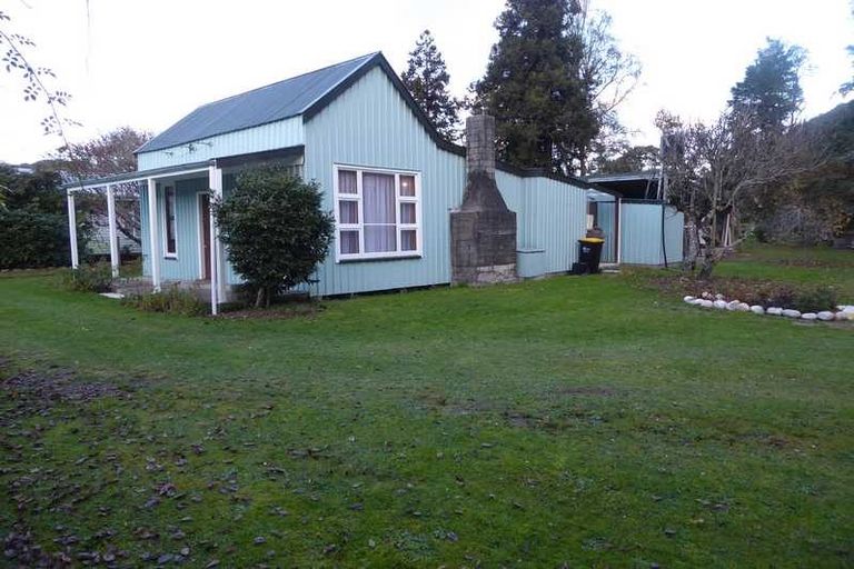 Photo of property in 110 Snowy Road, Ikamatua, Totara Flat, 7871