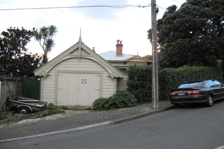 Photo of property in 25 Rodrigo Road, Kilbirnie, Wellington, 6022