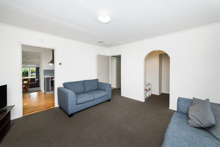 Photo of property in 126 Ruamahanga Crescent, Terrace End, Palmerston North, 4410