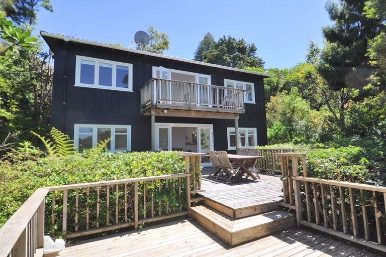 Photo of property in 62 Clinton Road, Tawharanui Peninsula, Matakana, 0986