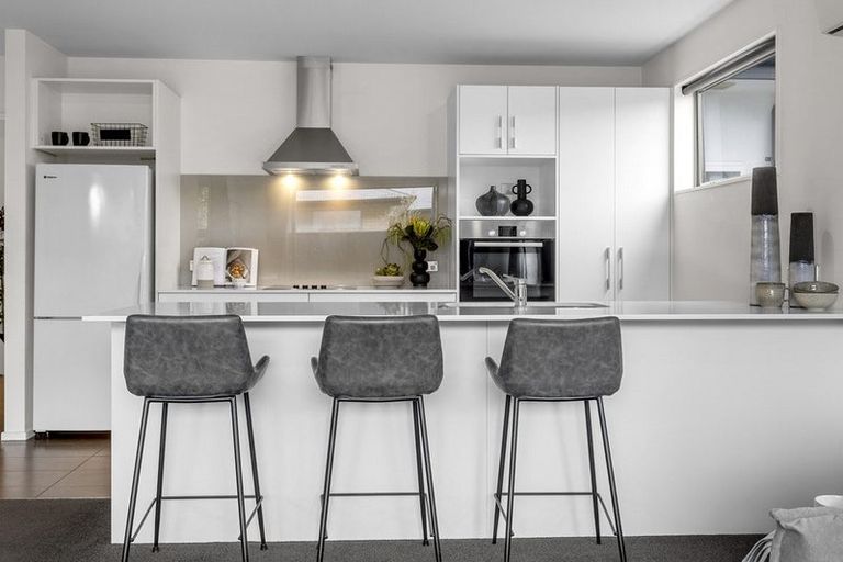 Photo of property in 8/20 Old Red Barn Road, Halswell, Christchurch, 8025