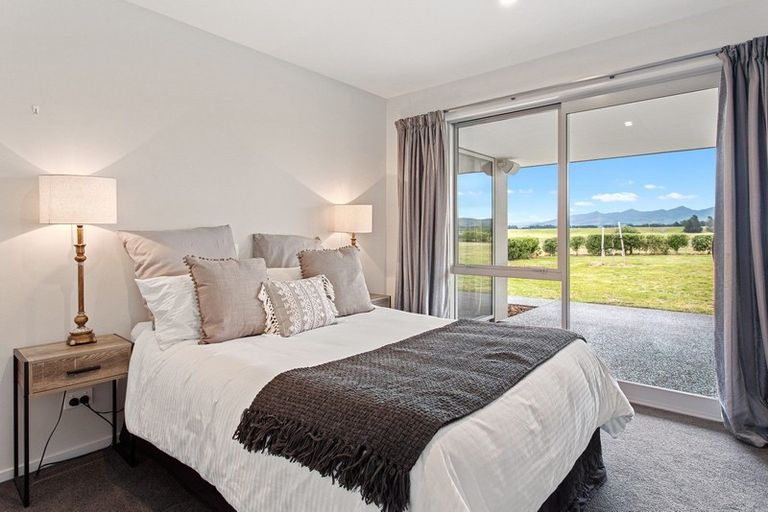 Photo of property in 37 Glenmark Drive, Waipara, 7483