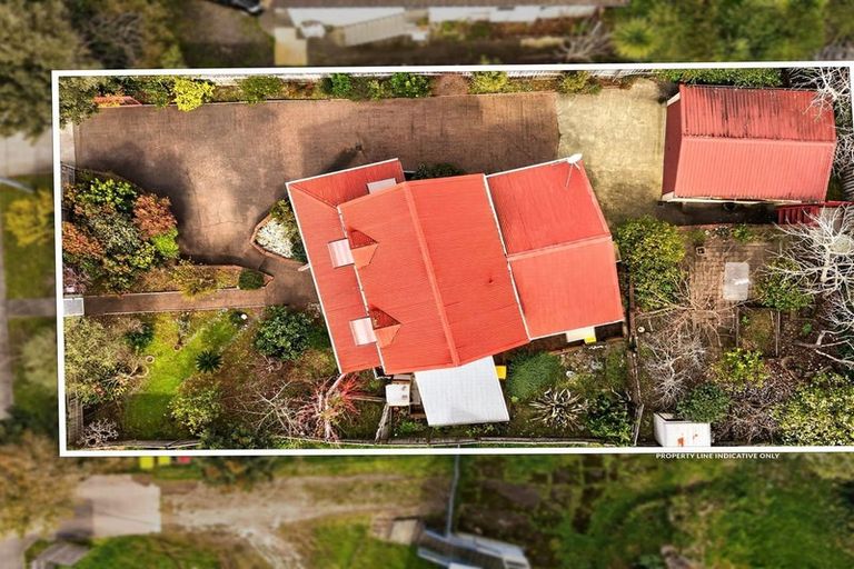 Photo of property in 60 Makora Road, Massey, Auckland, 0614