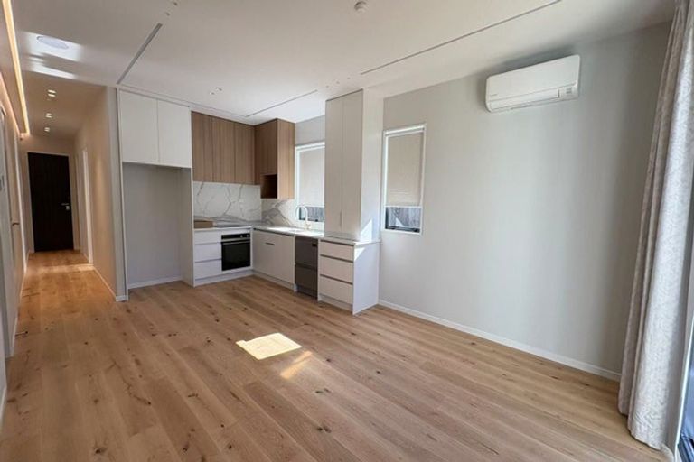 Photo of property in 13 Mahinga Kai Road, Orewa, 0931