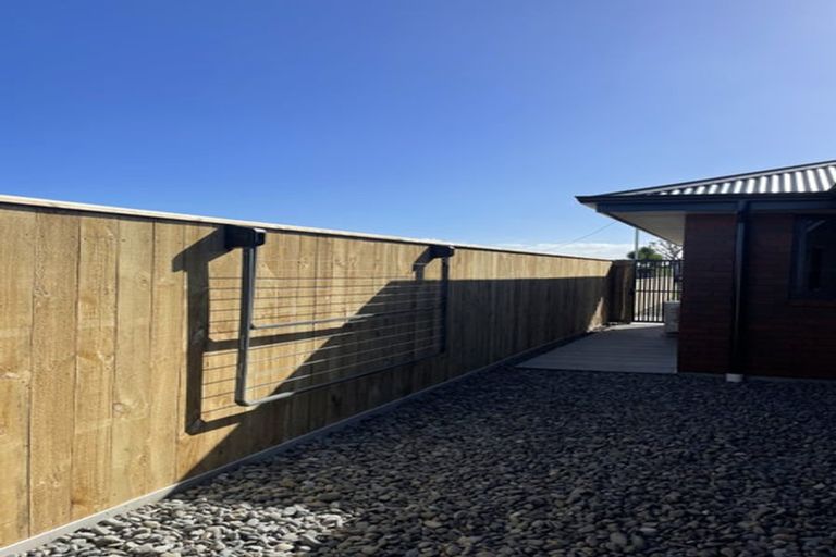 Photo of property in 72 Turuturu Road, Hawera, 4674