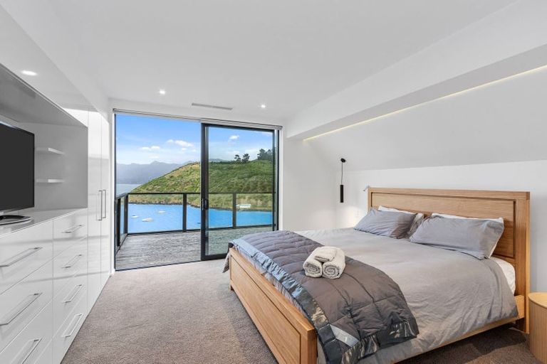 Photo of property in 19 Cass Bay Place, Cass Bay, Lyttelton, 8082
