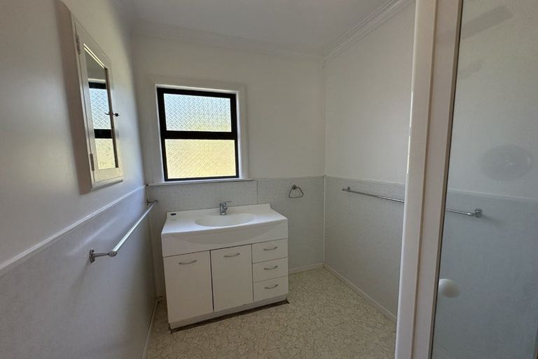 Photo of property in 34 Bell Street, Otaki, 5512