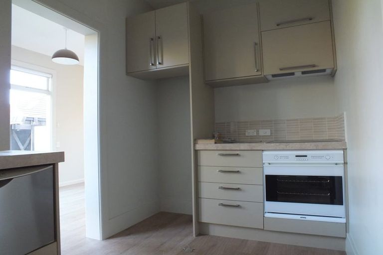 Photo of property in 98 Kahu Road, Fendalton, Christchurch, 8041