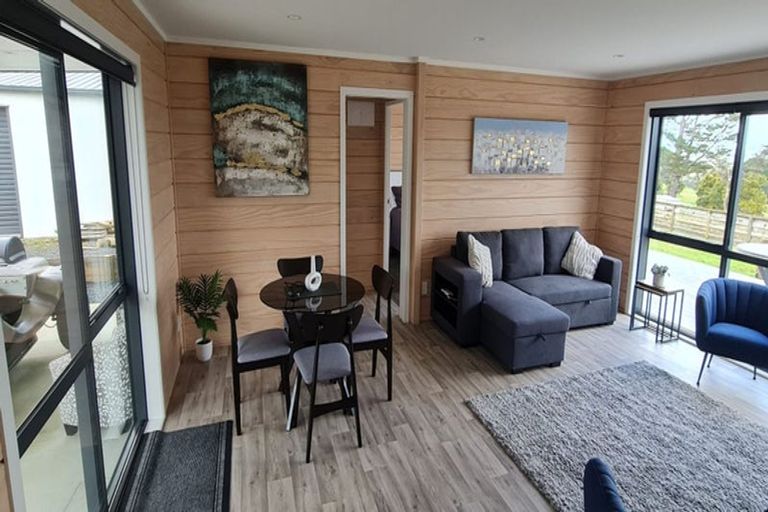 Photo of property in 1400 Kaipara Coast Highway, Kaukapakapa, 0984