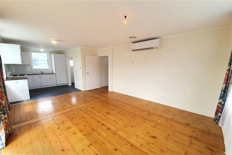 Photo of property in 11a Forth Terrace, Roslyn, Palmerston North, 4414
