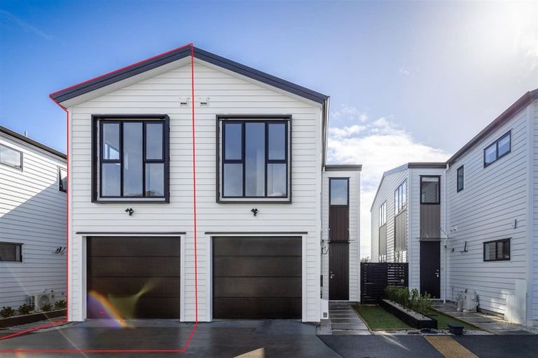 Photo of property in 53 Whare Kauri Road, Papakura, 2110