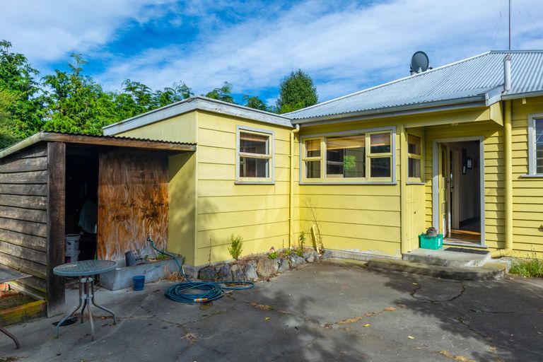 Photo of property in 12 Campbell Street, Geraldine, 7930