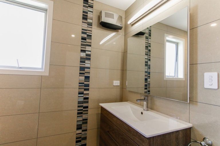 Photo of property in 6 Marine Parade South, Foxton Beach, Foxton, 4815