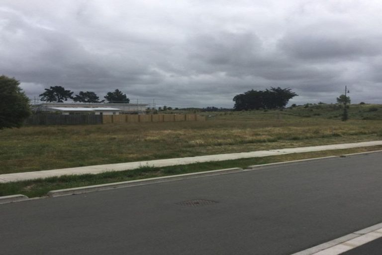 Photo of property in 6 Kahuraki Drive, Pegasus, 7612