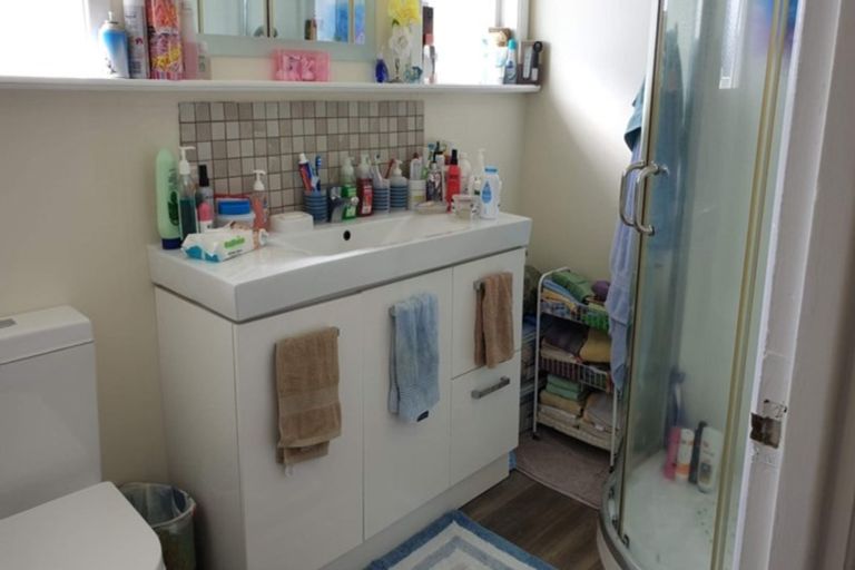 Photo of property in 17 Doctors Hill Road, Maungaturoto, 0520