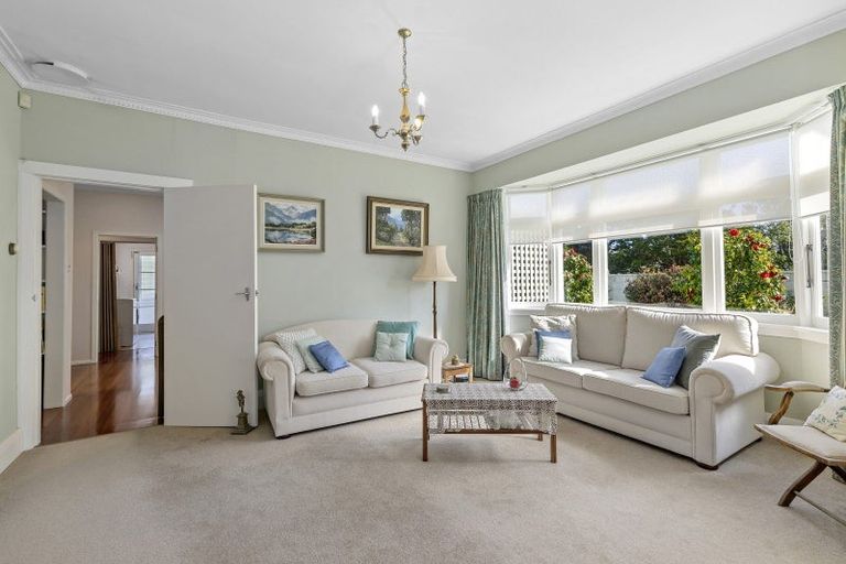Photo of property in 62 Norton Park Avenue, Fairfield, Lower Hutt, 5011