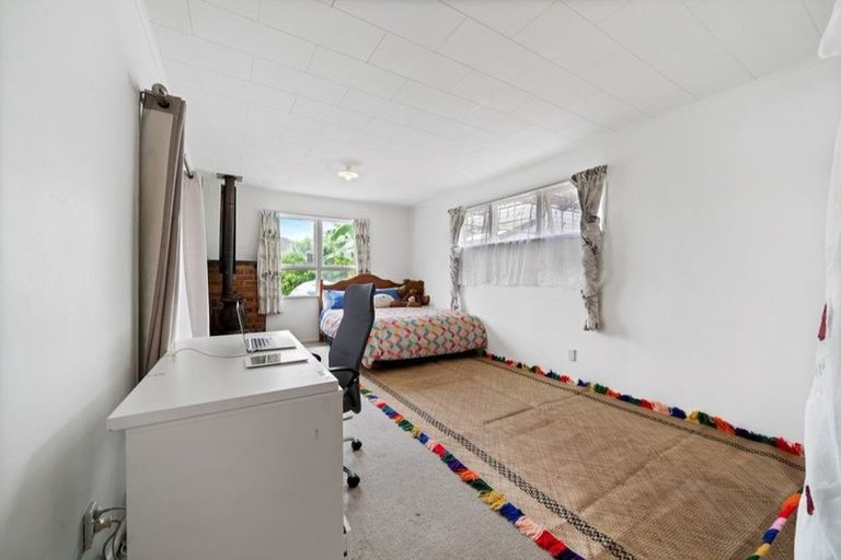 Photo of property in 31 Mervan Street, Mangere East, Auckland, 2024