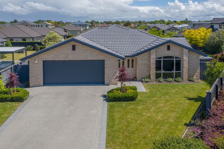 Photo of property in 54 Westpark Drive, Burnside, Christchurch, 8053
