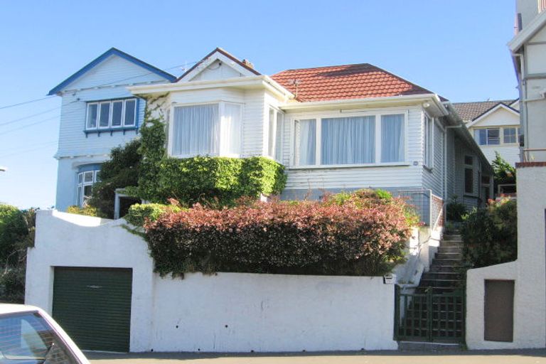 Photo of property in 79 Webb Street, Mount Cook, Wellington, 6011