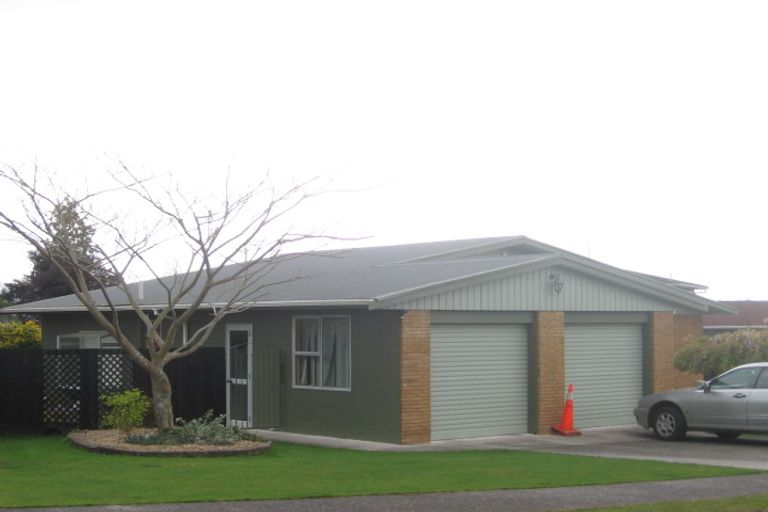 Photo of property in 22 Neri Crescent, Pomare, Rotorua, 3015