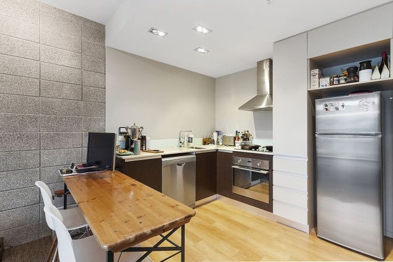 Photo of property in Revolucion Apartments, 404/28w Torrens Terrace, Mount Cook, Wellington, 6011