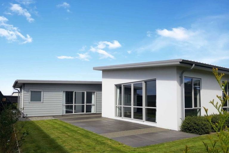 Photo of property in 18 Te Rito Street, Marshland, Christchurch, 8083