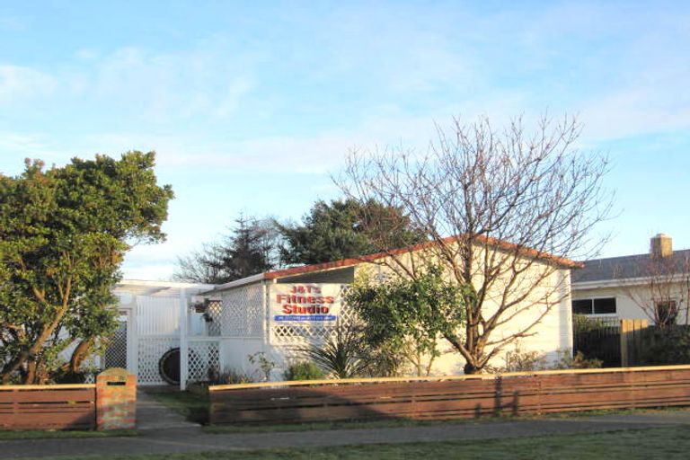 Photo of property in 2 Perth Street, Windsor, Invercargill, 9810