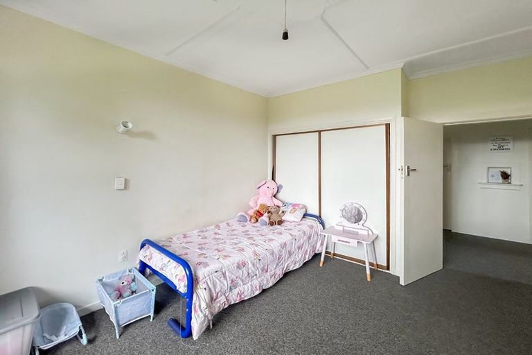 Photo of property in 294 Princes Street, Strathern, Invercargill, 9812