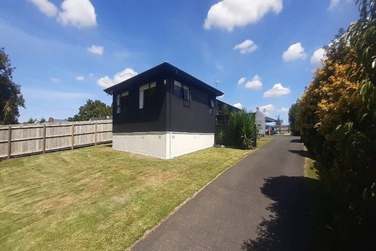 Photo of property in 992 Paerata Road, Paerata, Drury, 2676