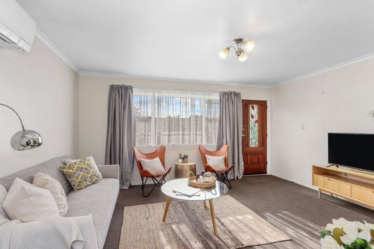 Photo of property in 3/64 Osborne Street, Waltham, Christchurch, 8011