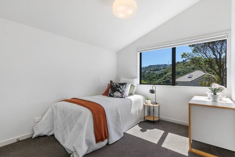 Photo of property in 43b Mandalay Terrace, Khandallah, Wellington, 6035