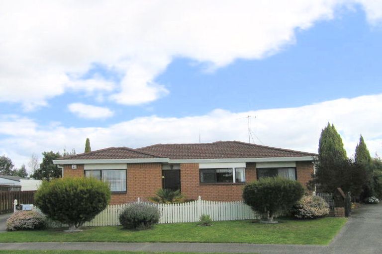 Photo of property in 8a Inverell Place, Mount Maunganui, 3116