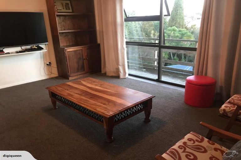 Photo of property in 1/32 Killarney Avenue, Torbay, Auckland, 0630