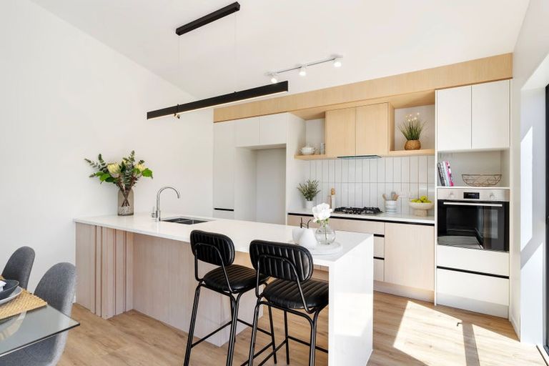 Photo of property in 16 Wooing Tree Avenue, Cromwell, 9310