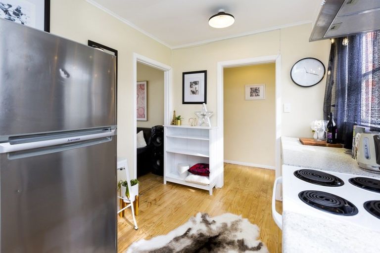 Photo of property in Verona Flats, 4/48 Merton Street, Trentham, Upper Hutt, 5018