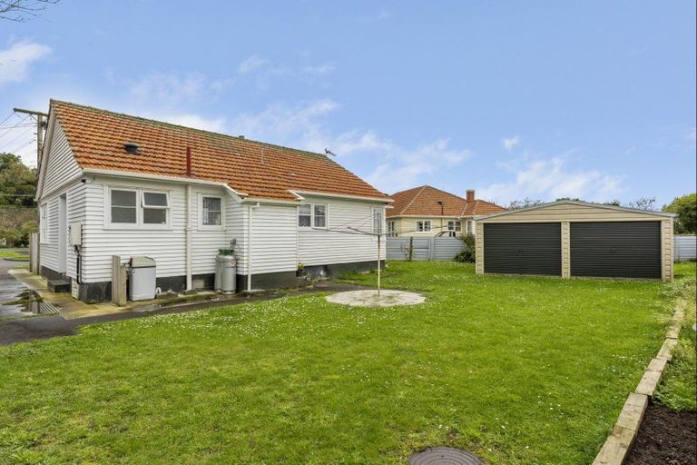 Photo of property in 62 Peat Place, Whanganui, 4500