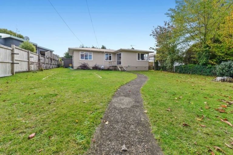 Photo of property in 7 Delphi Place, Sunnybrook, Rotorua, 3015