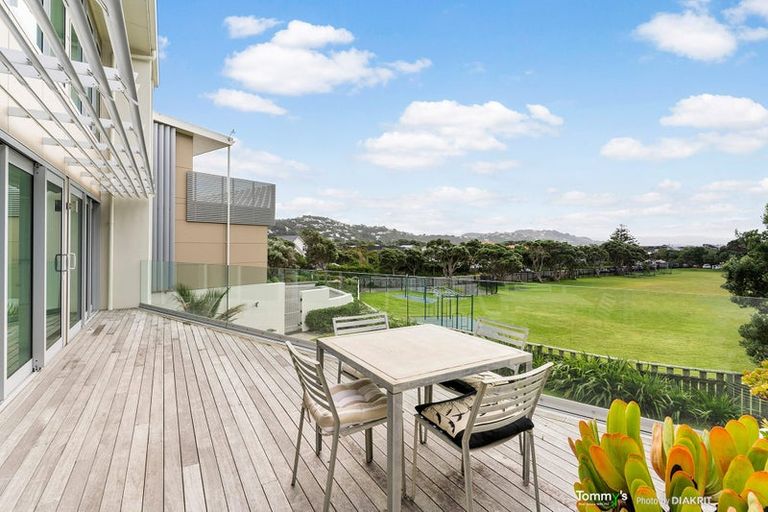 Photo of property in 61 Burnham Street, Seatoun, Wellington, 6022