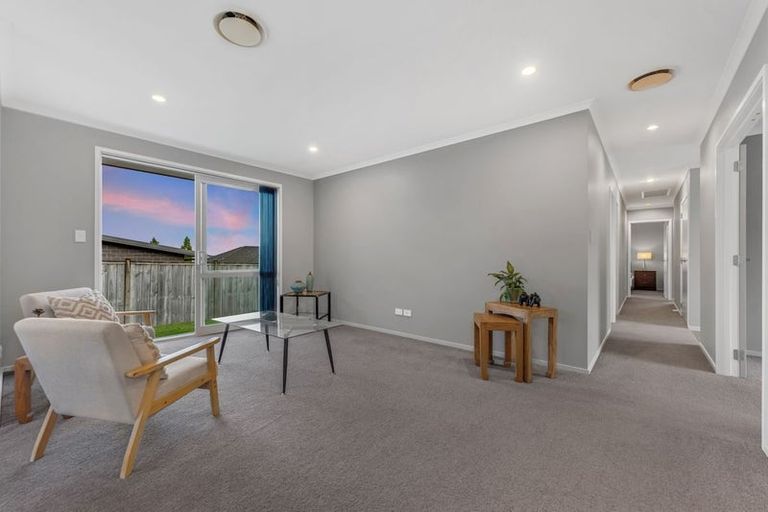 Photo of property in 9 Mcneish Place, Pokeno, 2402