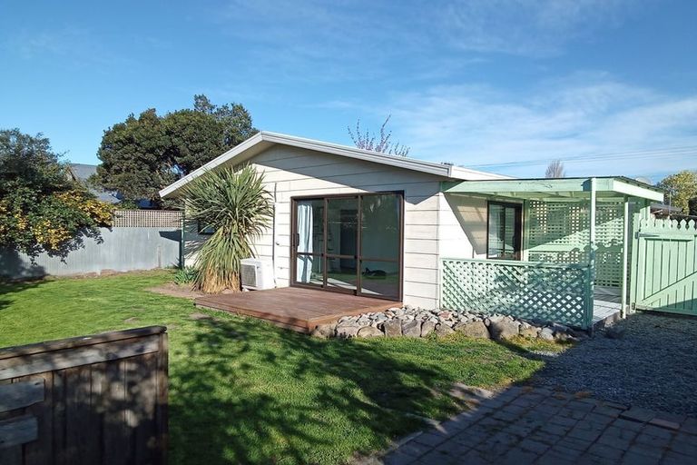 Photo of property in 48a Woodend Road, Woodend, 7610