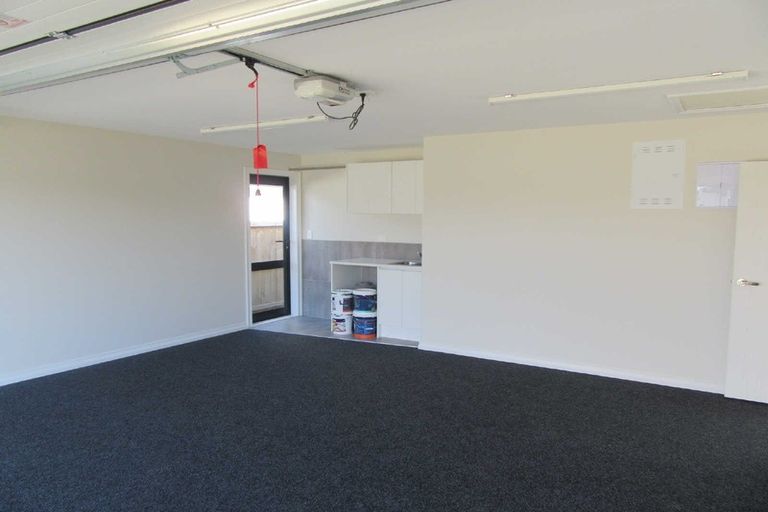 Photo of property in 10 Brumbie Way, Karaka, Papakura, 2113