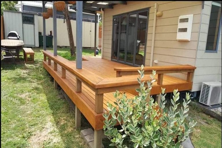 Photo of property in 2/274 Rangatira Road, Beach Haven, Auckland, 0626