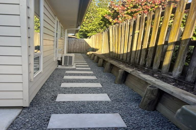 Photo of property in 2/23 Maccallum Court, Rototuna, Hamilton, 3210