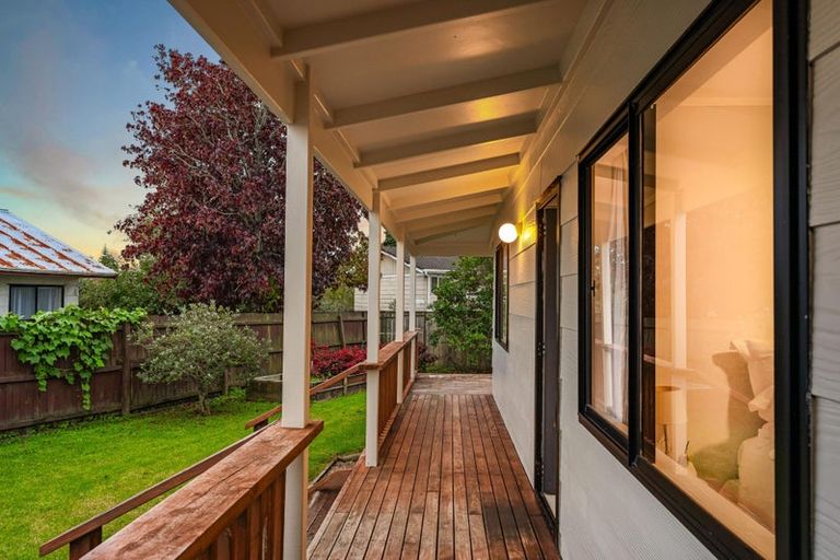 Photo of property in 5 Posa Avenue, Henderson, Auckland, 0612