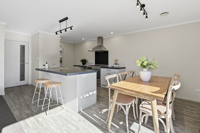 Photo of property in 12 Contour Avenue, Pyes Pa, Tauranga, 3112