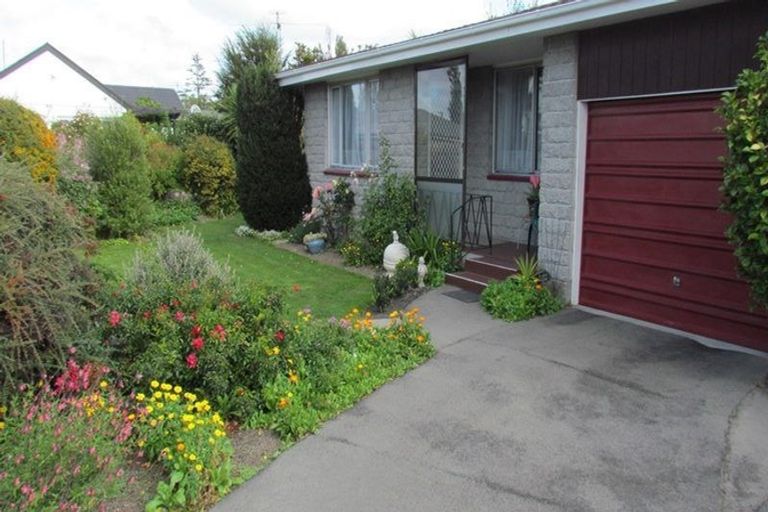 Photo of property in 2/9 Player Place, Shirley, Christchurch, 8061