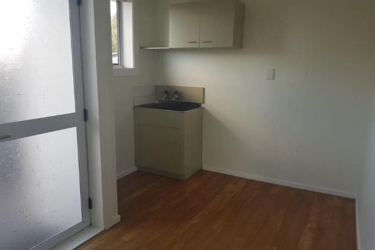 Photo of property in 21 Rosanna Place, Aranui, Christchurch, 8061