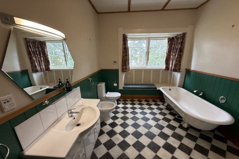 Photo of property in 5 Ormond Road, Whataupoko, Gisborne, 4010