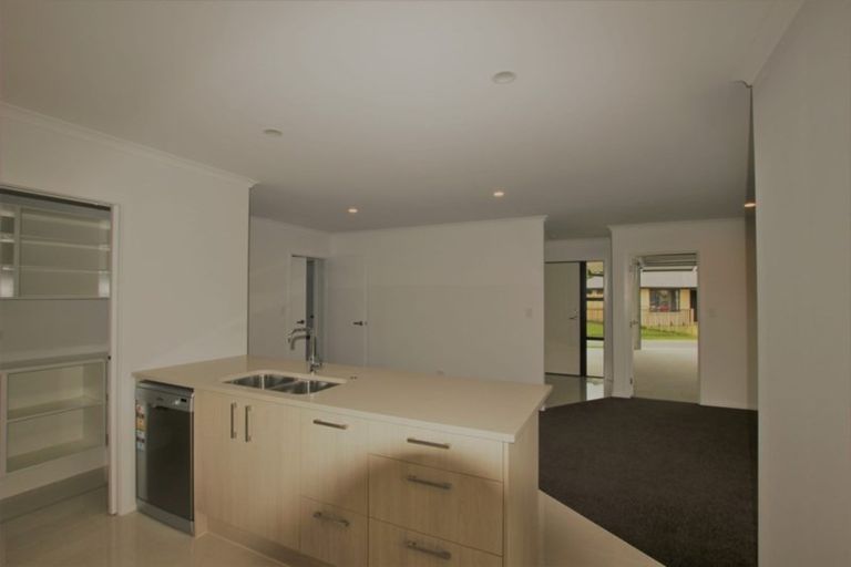 Photo of property in 11 Oolong Court, Huntington, Hamilton, 3210