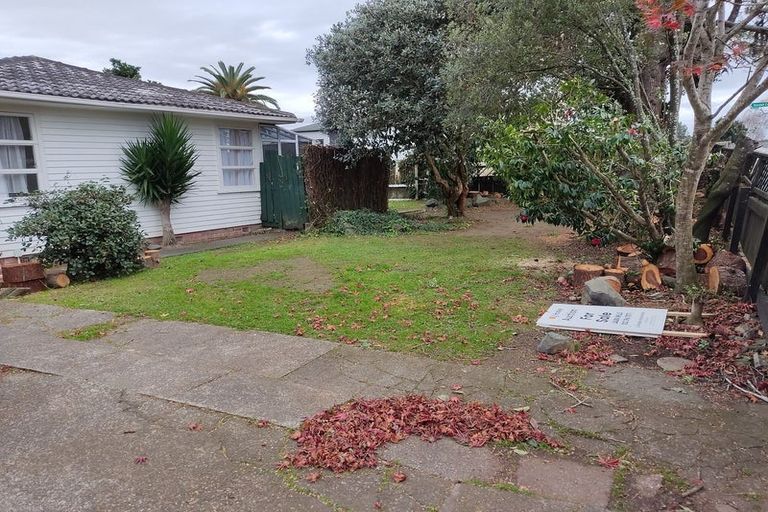 Photo of property in 31 Hobart Crescent, Wattle Downs, Auckland, 2103